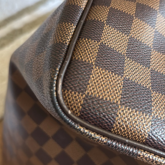 Louis Vuitton Speedy 25 Very Good Condition - Picture 9 of 9